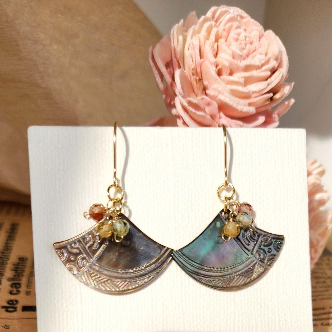 天然シェル刻印１４kgfピアス