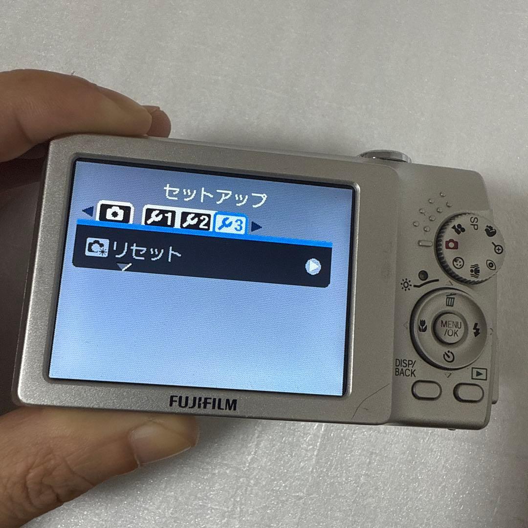 ❗️激安価格❗️デジカメ　本体　FUJIFILM Finepix J50