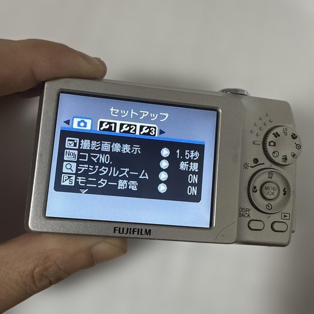 ❗️激安価格❗️デジカメ　本体　FUJIFILM Finepix J50