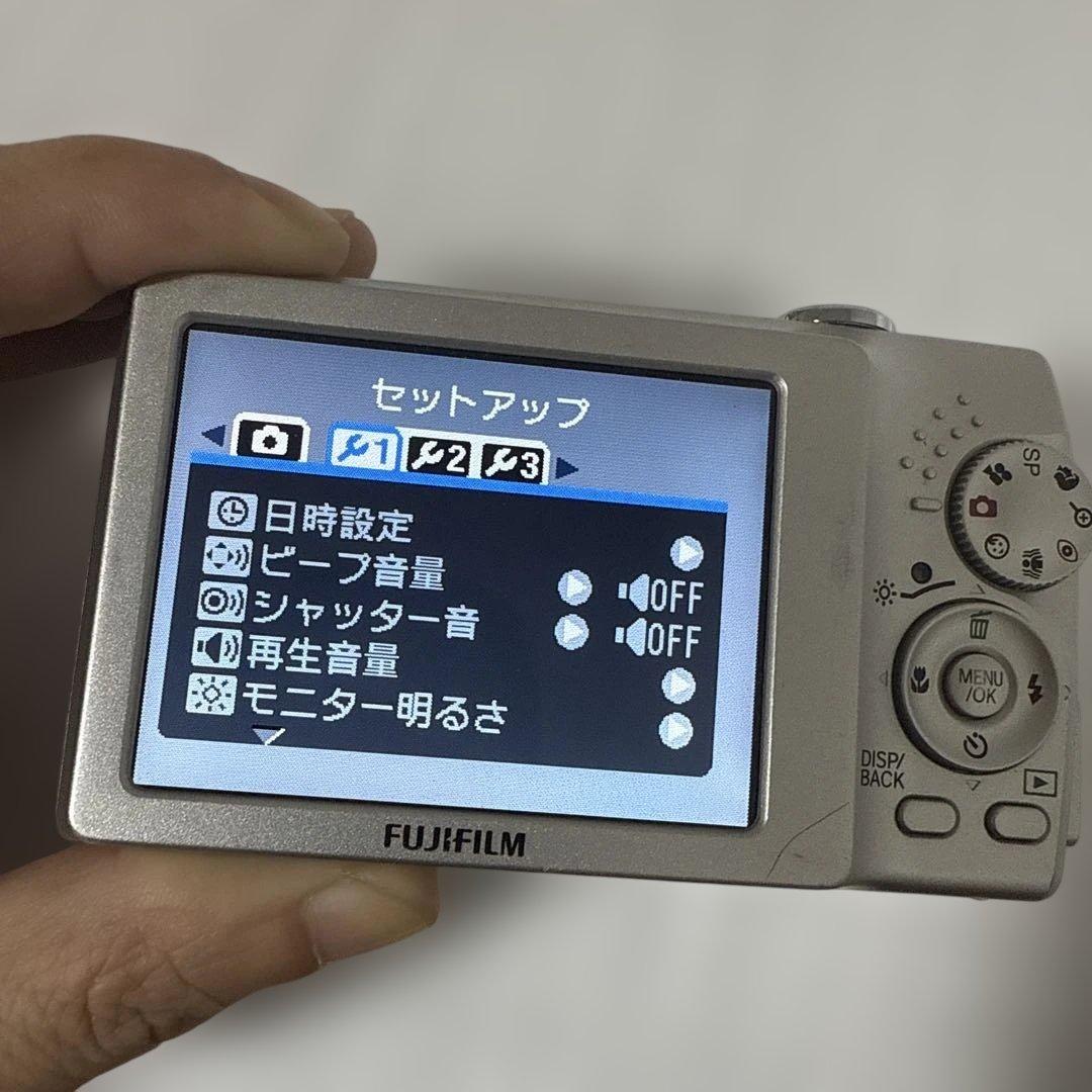 ❗️激安価格❗️デジカメ　本体　FUJIFILM Finepix J50