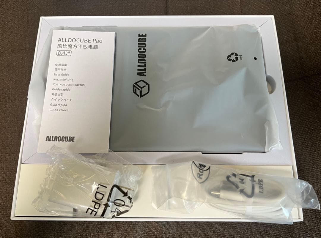 ALLDOCUBE iPlay60ｍini Turbo 8.4インチ　充電器付
