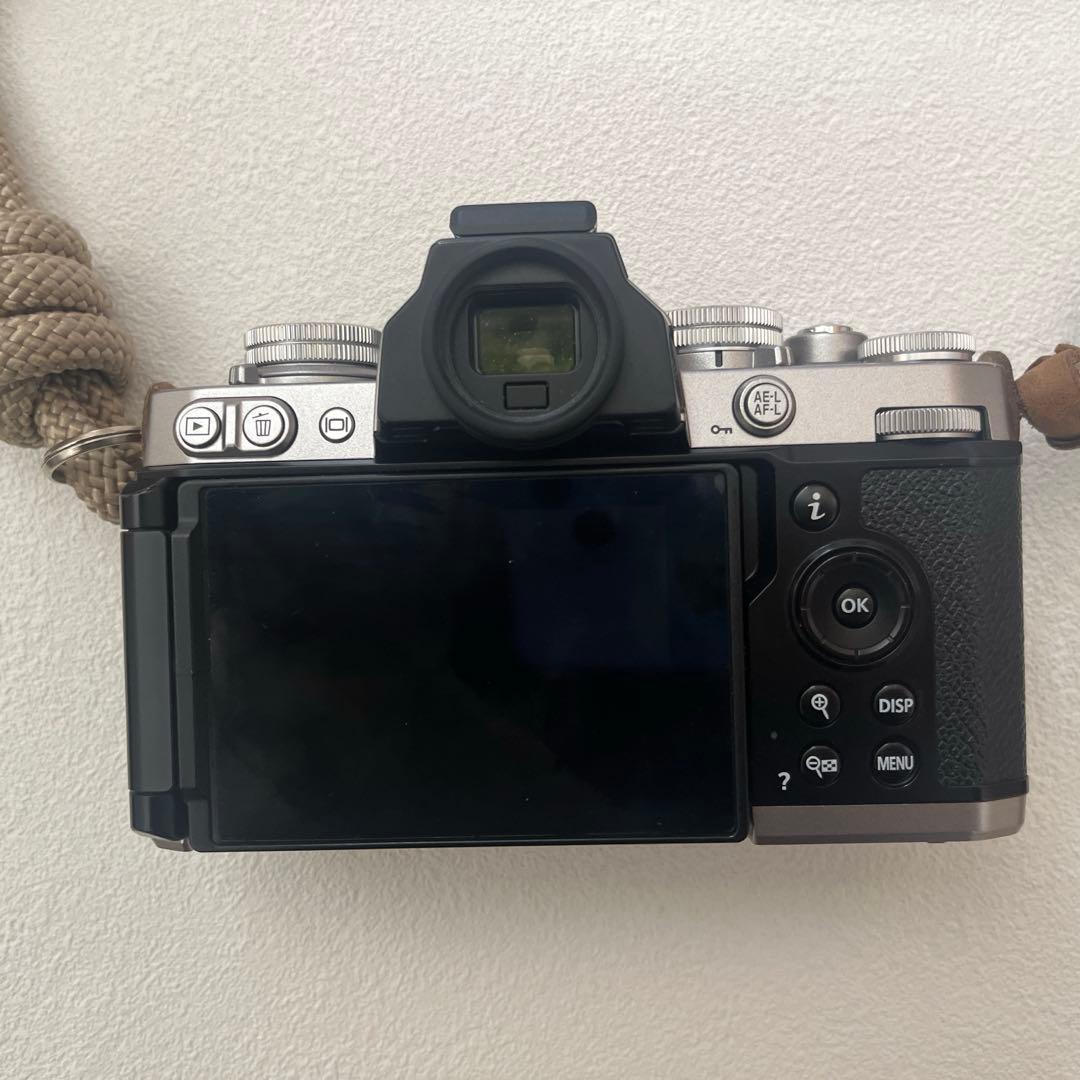 NikonZFC ボディ シルバー ニコン