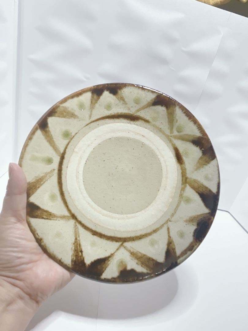 新品⭐︎沖縄　やちむん　お皿　大きめ