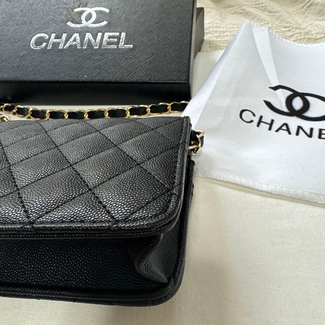 CHANELシャネル　ノベルティチェーンショルダーバッグ