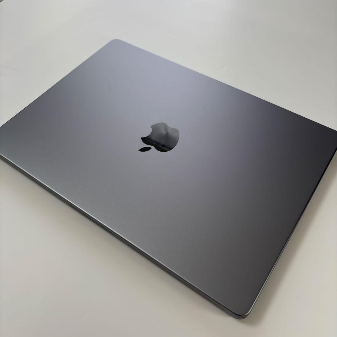 【美品】MacBook Pro 2021 M1Pro 512GB / 32GB