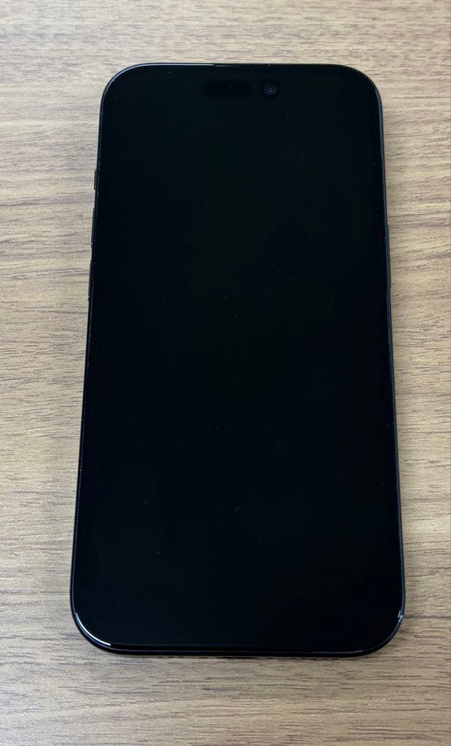 iPhone 15【美品】 128GB ブラックチタニウム