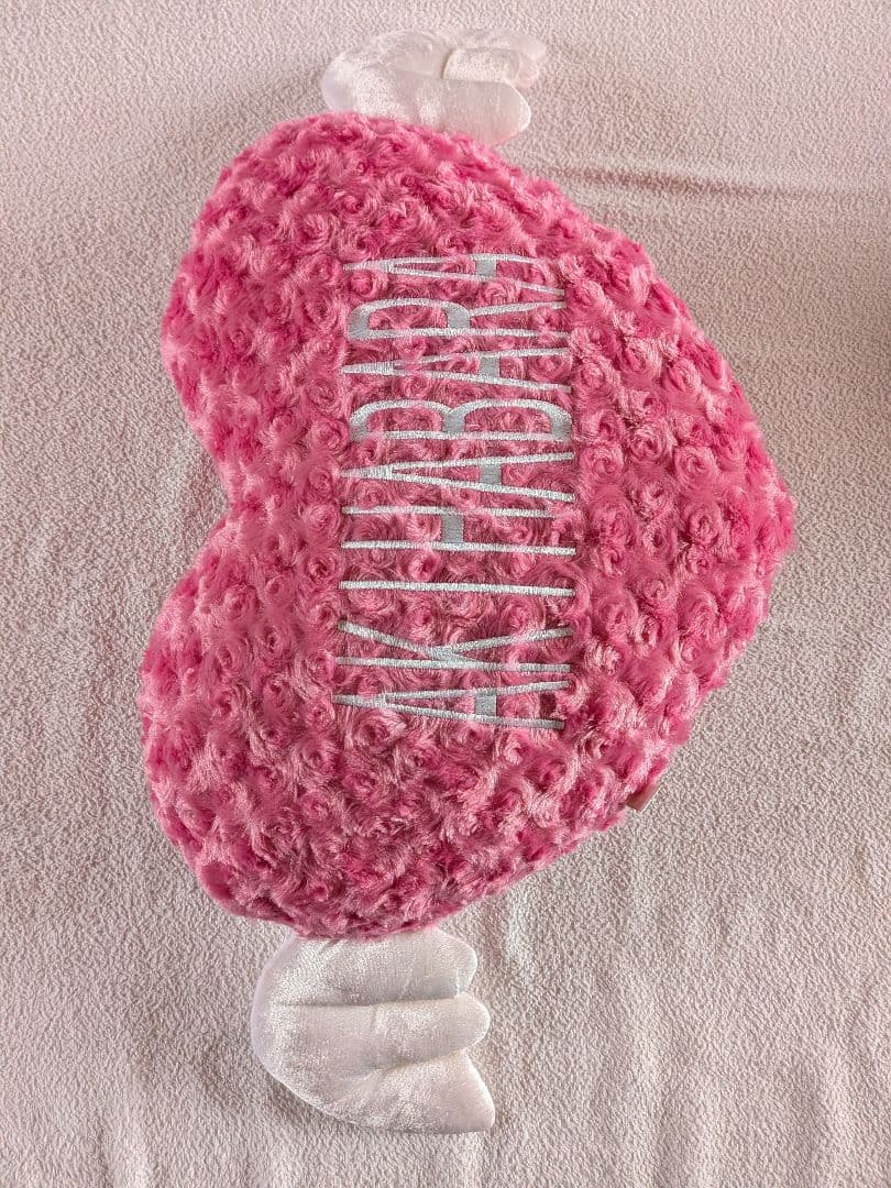 ハート型クッション（翼付き）ピンク.ホワイト計3個です　大サイズ