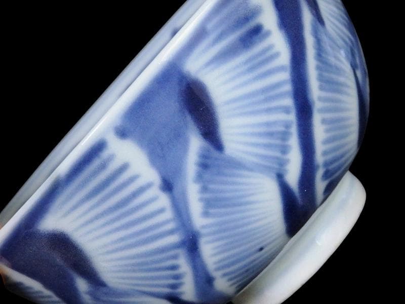 古伊万里　染付　花びら文様の図　小振蓋茶碗　２客　E877AS-fbss