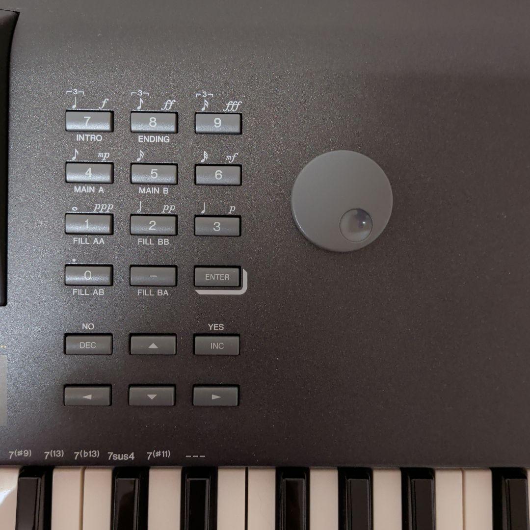 Yamaha QS-300 シンセサイザー
