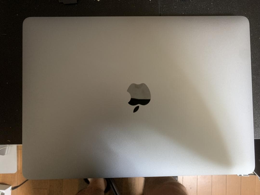 新品同様 MacBook Pro A2338 2020 M1/8GB/256GB