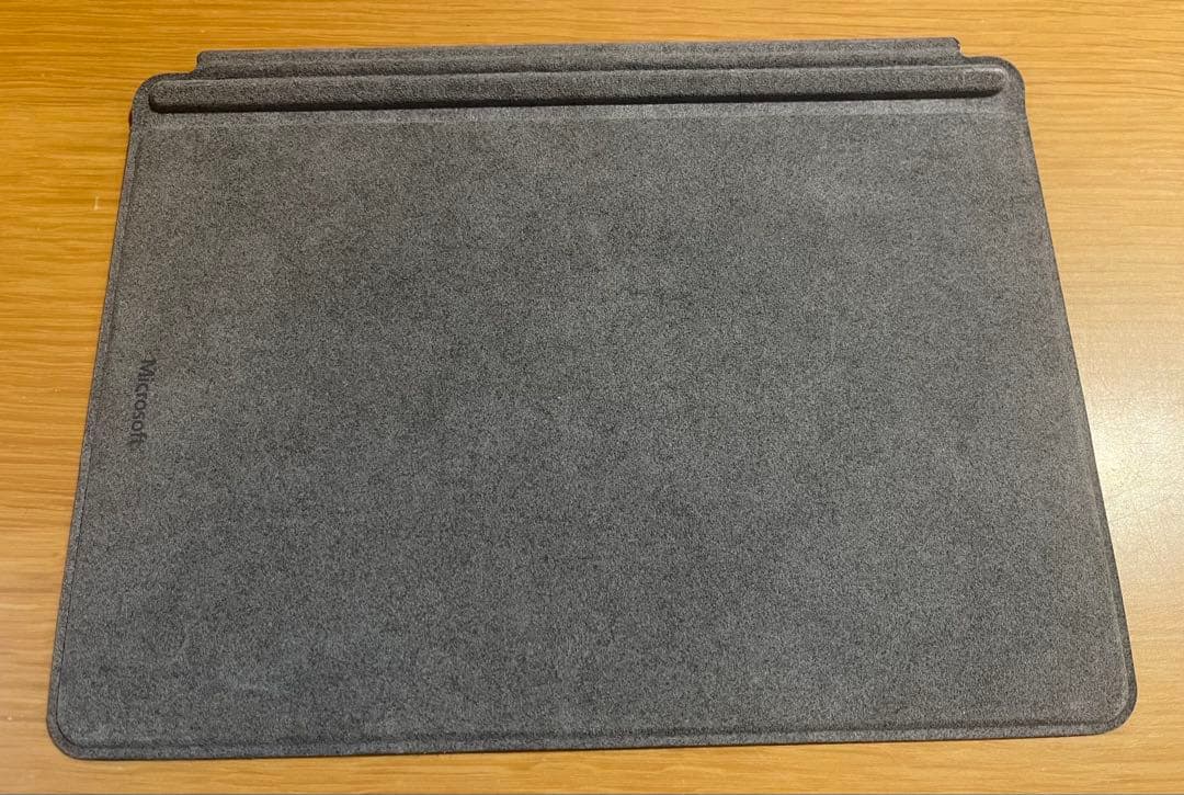 Surface Go2 8GB/128GB ペン、キーボード付き