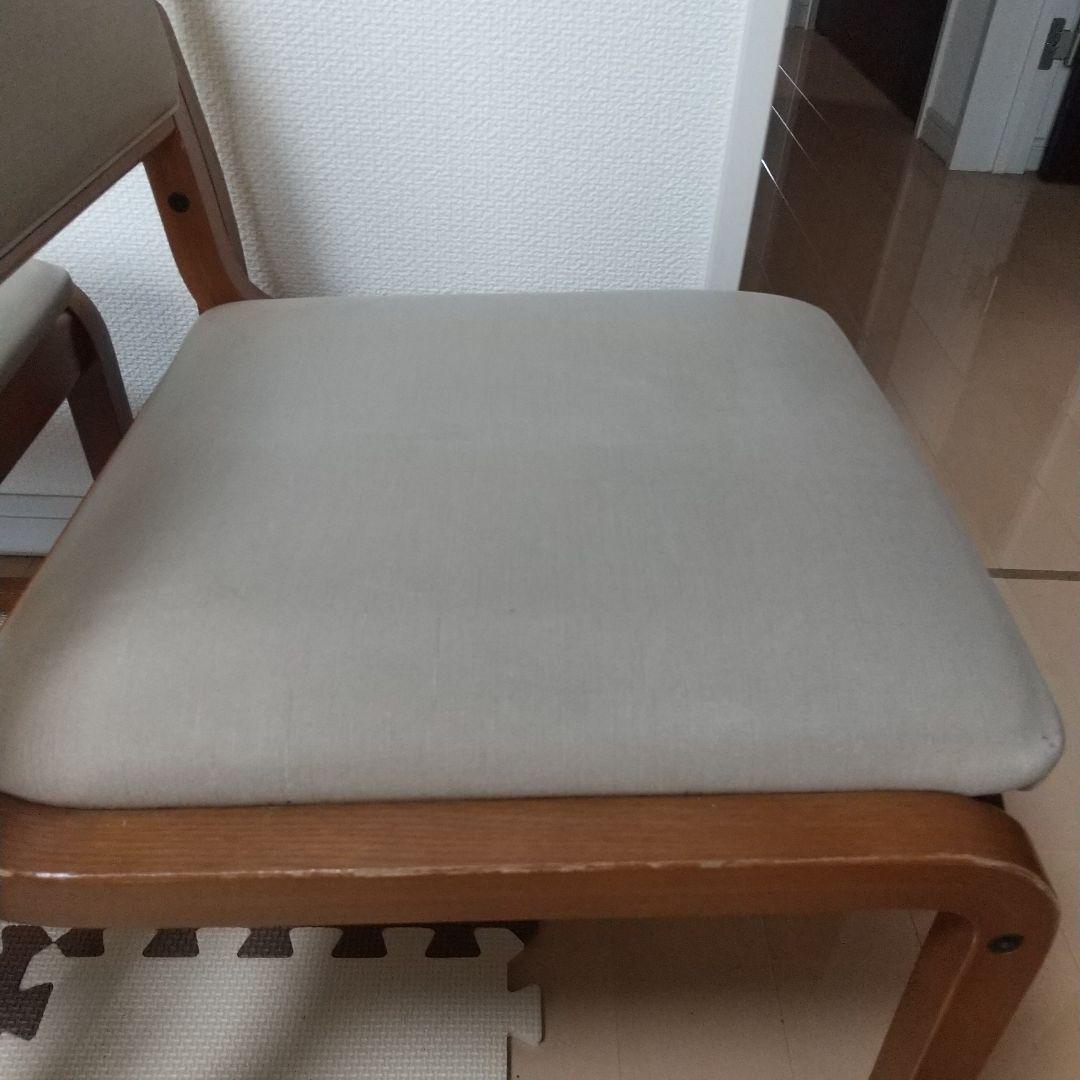 カリモク家具のモダンデザイン 椅子 2脚セット