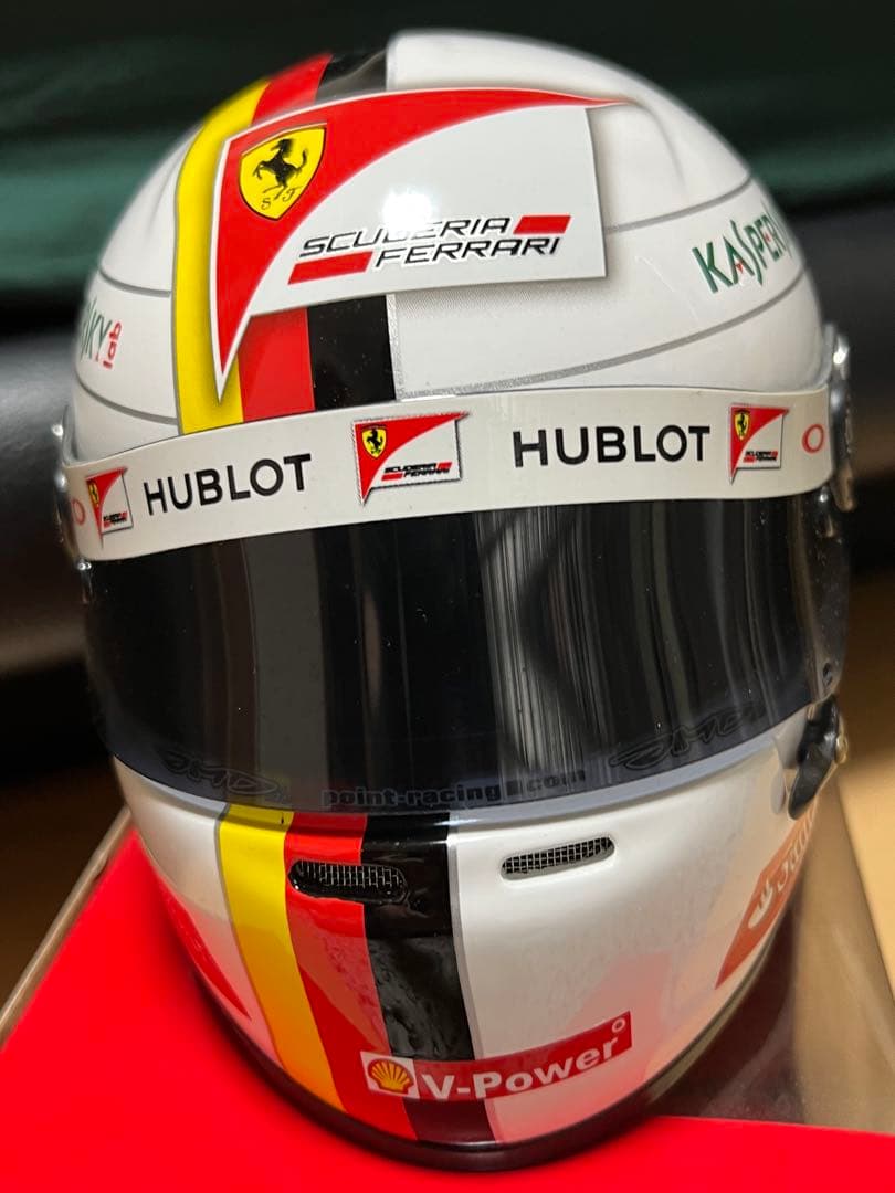 セバスチャン・ベッテル フェラーリ 2015年 1/2 ヘルメット