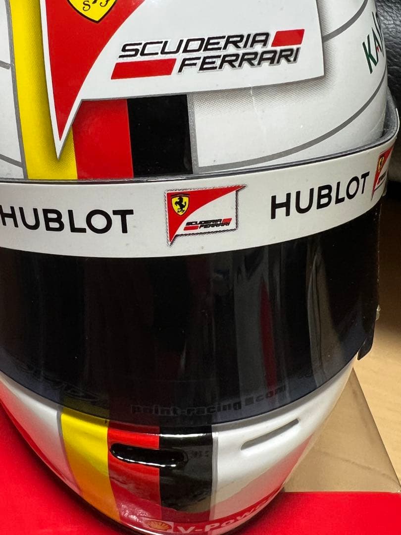 セバスチャン・ベッテル フェラーリ 2015年 1/2 ヘルメット