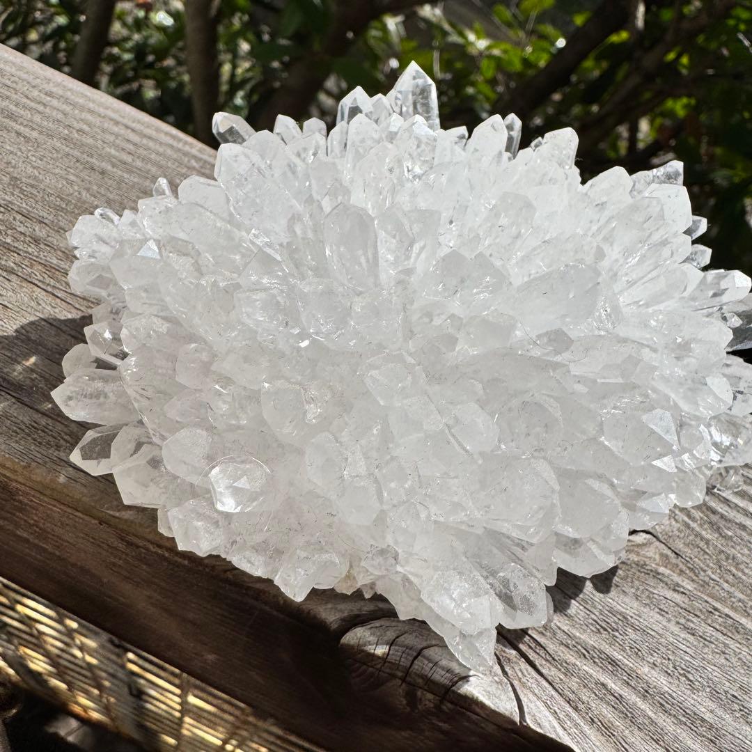 菊花水晶　四川省産　水晶クラスター　ブレス浄化にも
