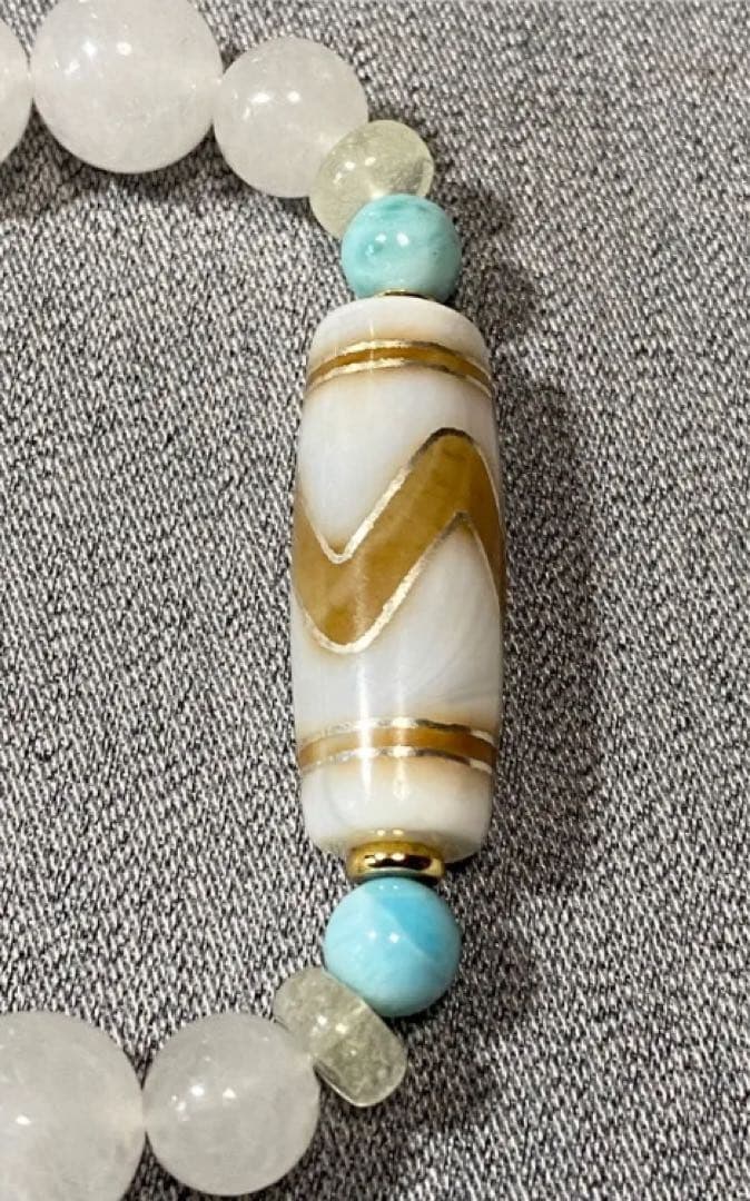 2306 ○ 一線金線虎牙・白天珠ブレスレット