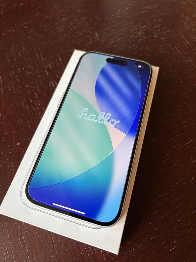 iPhone 15 128GB ブルー SIMフリー 本体 美品