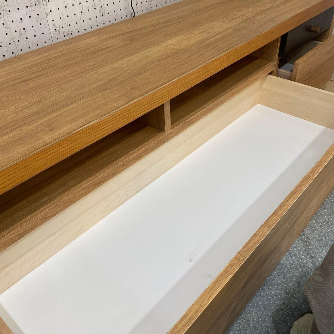 テレビボード　180cm