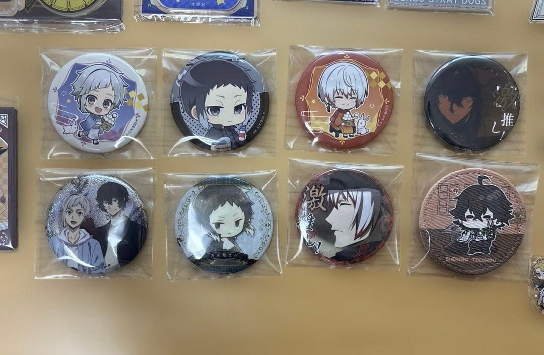 文豪ストレイドッグス　まとめ売り　アクスタ　キーホルダー　缶バッジ　カード