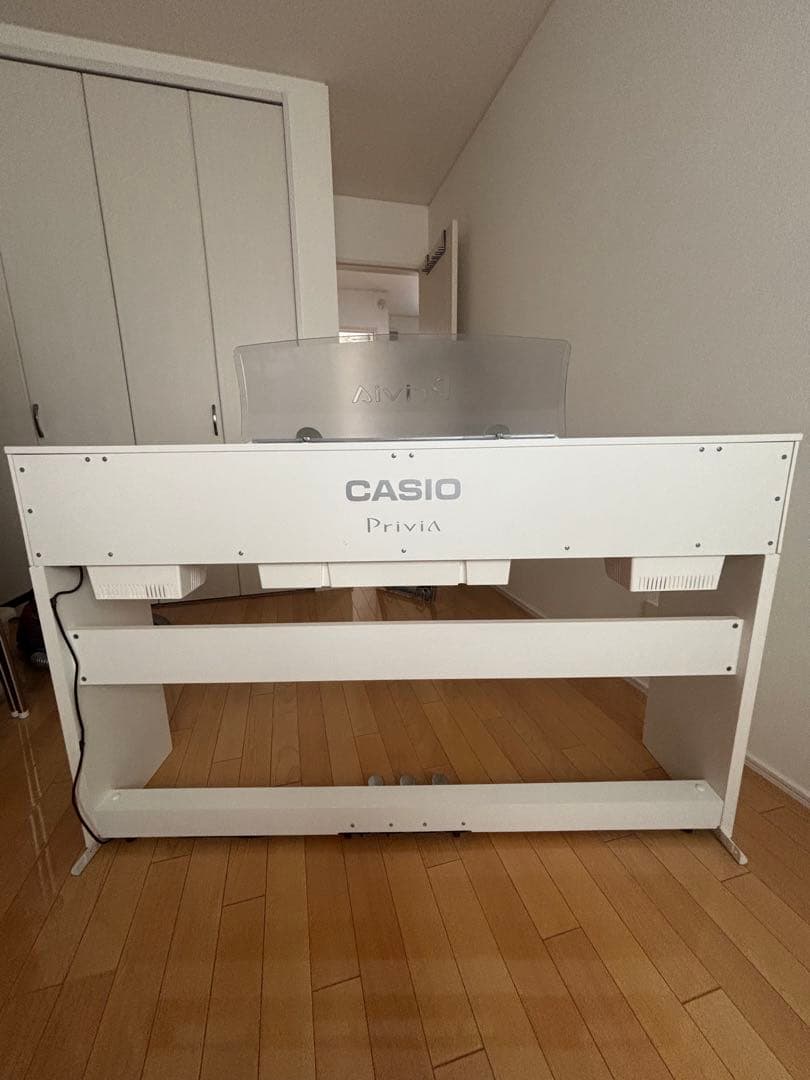 CASIO Privia 88鍵 ホワイト 電子ピアノ　椅子つき