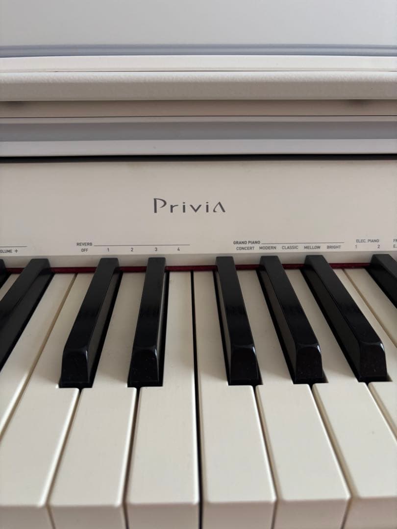 CASIO Privia 88鍵 ホワイト 電子ピアノ　椅子つき