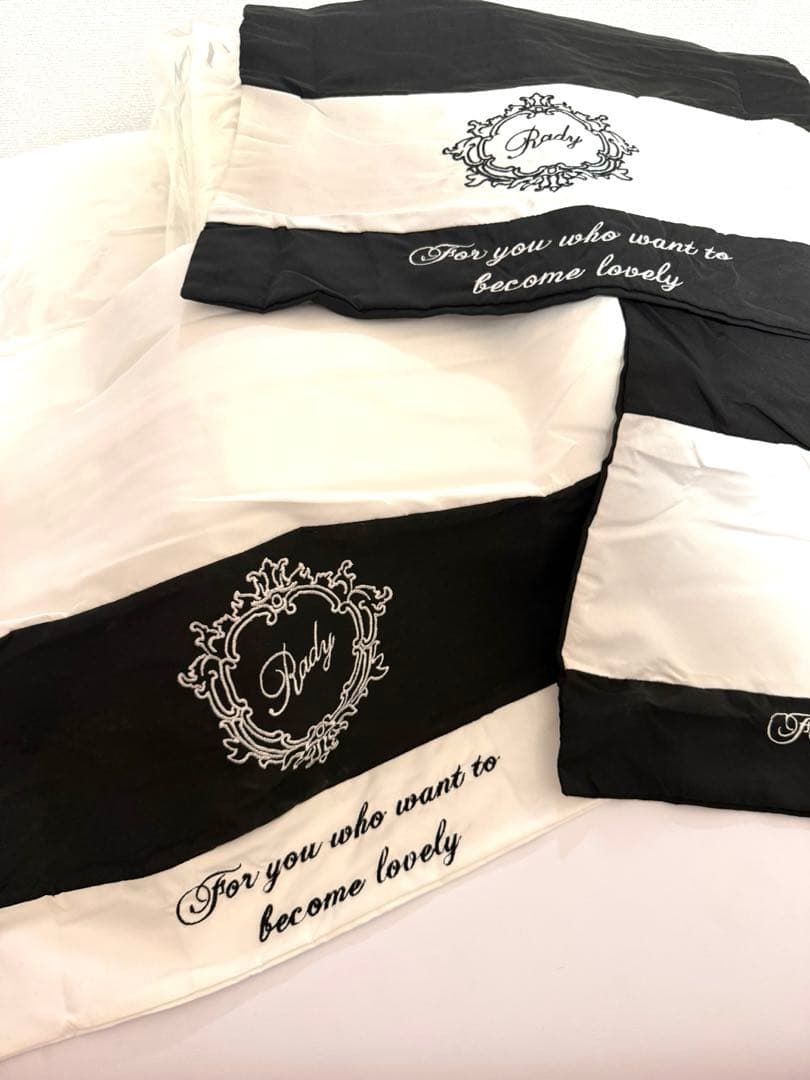 【入手困難】Rady クッション+カバー　 新品未使用 3点セット