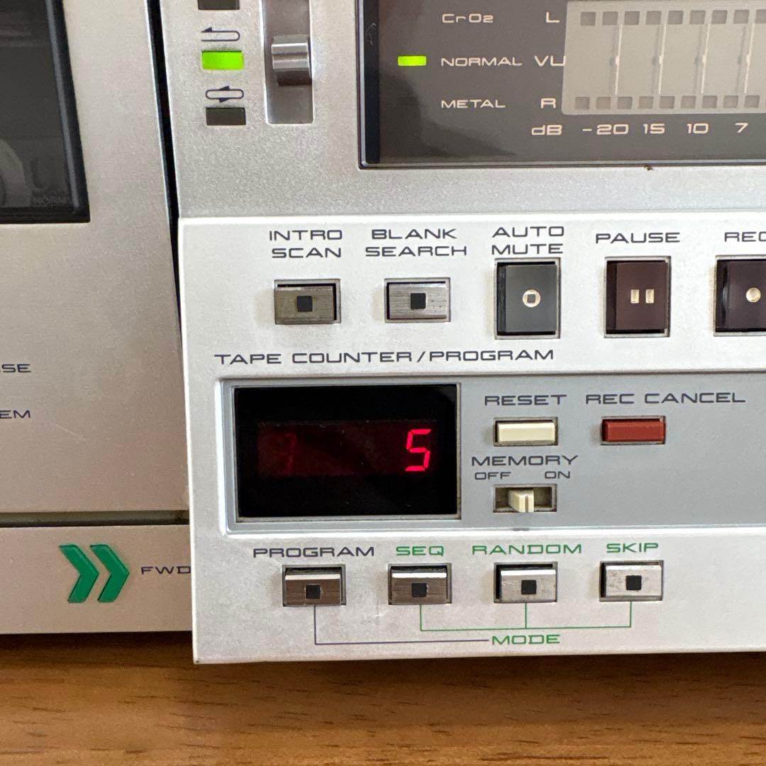 AKAI アカイGX-F66RC オートリバースカセットデッキ 通電確認済み