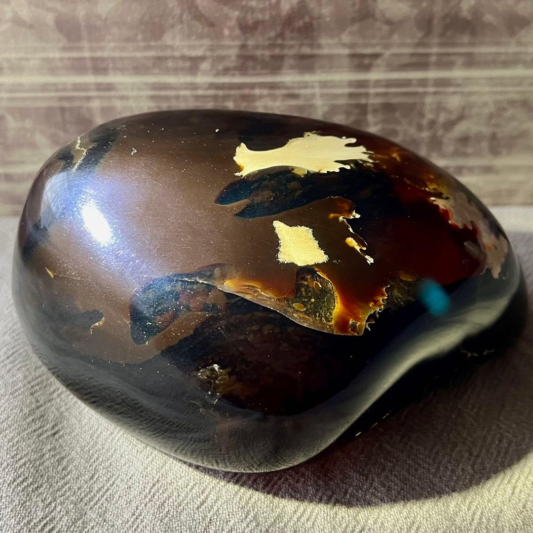 琥珀 原石 チェリーレッド ブルー アンバー 巨大 レア 天然石 化石 鑑賞石