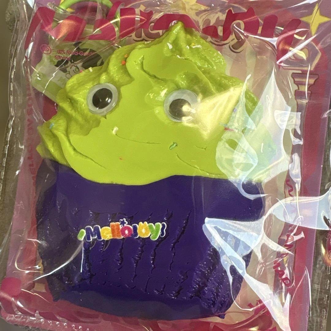 メロジョイ エイリアン スクイーズ カップケーキ mellojoy