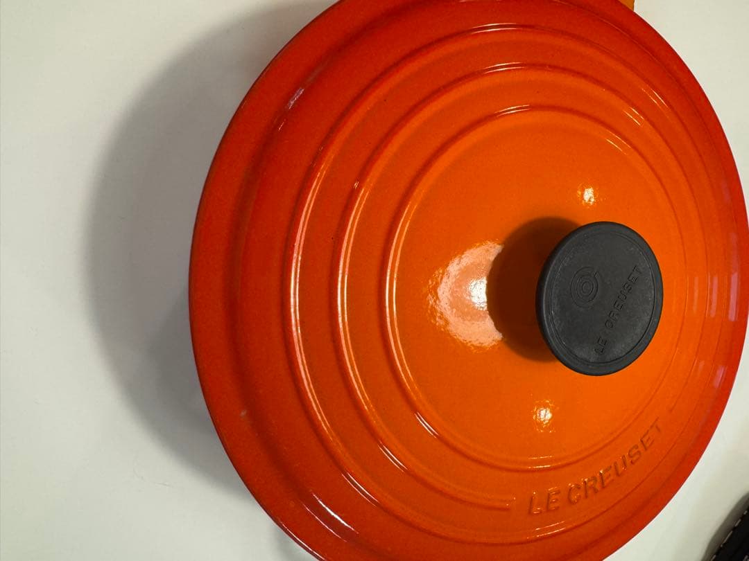 LE CREUSET 鋳鉄製オレンジ両手鍋