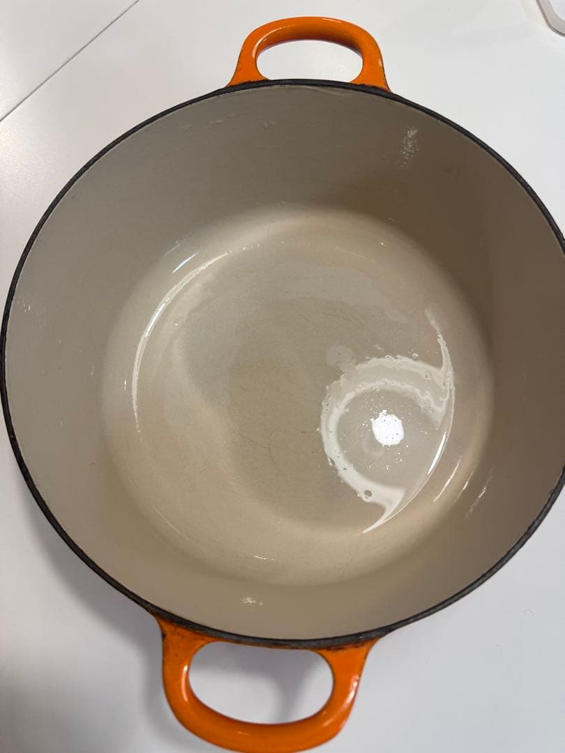 LE CREUSET 鋳鉄製オレンジ両手鍋