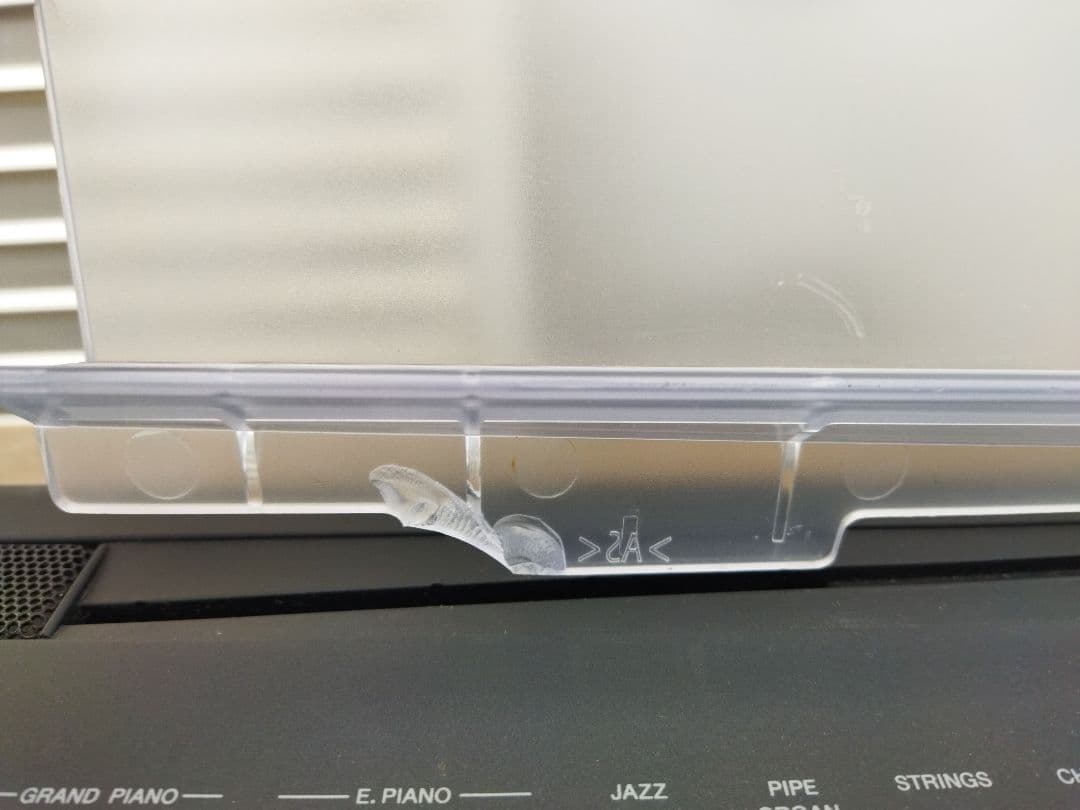 ヤマハ　YAMAHA　電子ピアノ スタンド付　P-95 動作OK