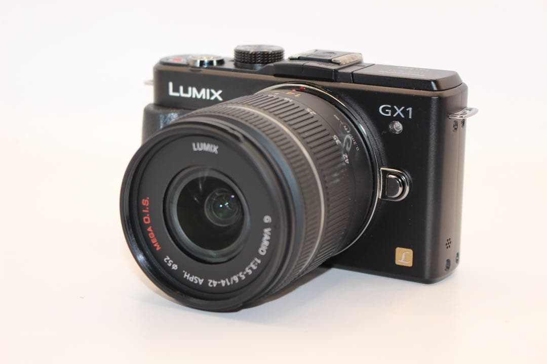 ★ショット数1485回★ LUMIX DMC-GX1 レンズキット　ミラーレス