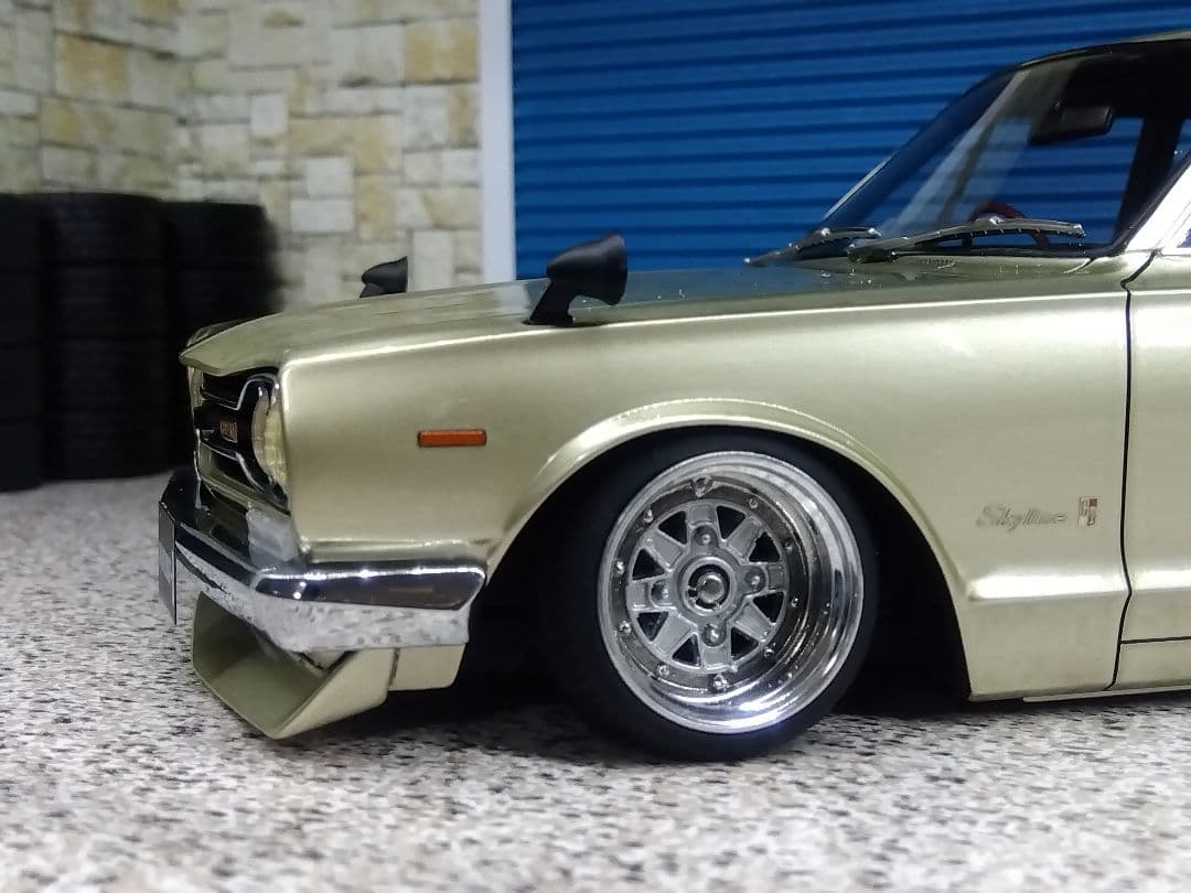 1/18ミニカー イグニッションモデル 4dr ハコスカ GT-R カスタム
