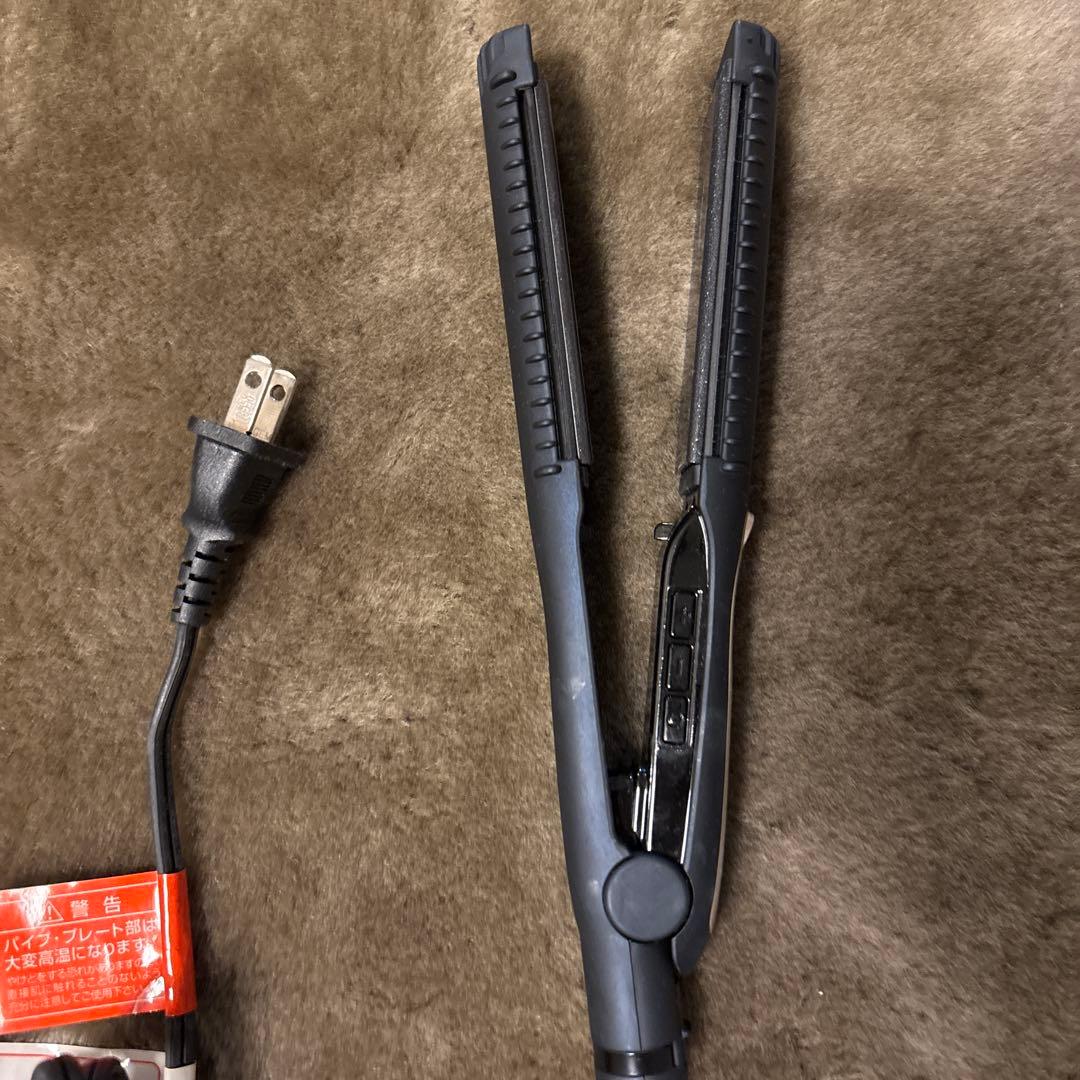 クレイツ　ストレートヘアアイロン ブラック　温度調整機能付き