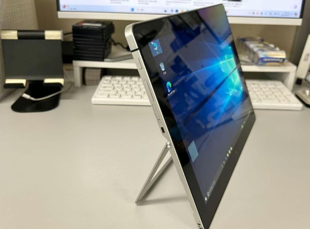 HP Elite x2 1012 G2 Windowsタブレット本体