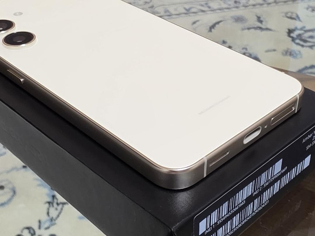 【国内版 SIMフリー】Galaxy S24 アンバーイエロー 256GB