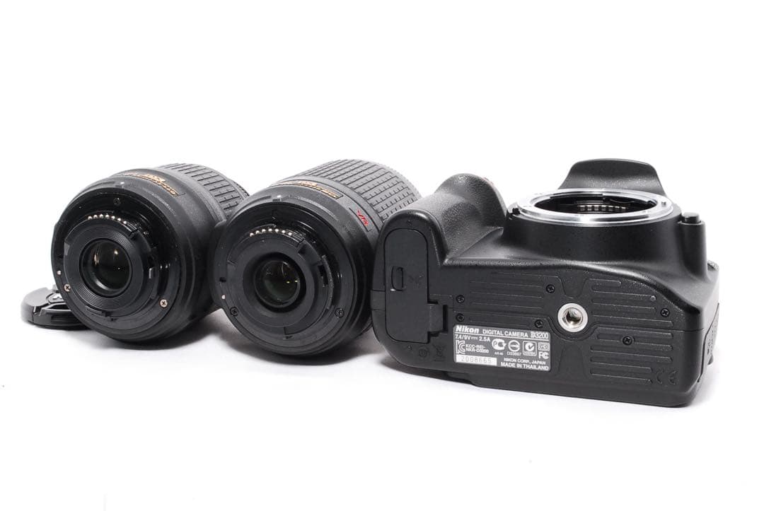 ショット数少なめ◆すぐ使える◆Nikon D3200◆一眼レフカメラ◆スマホ転送