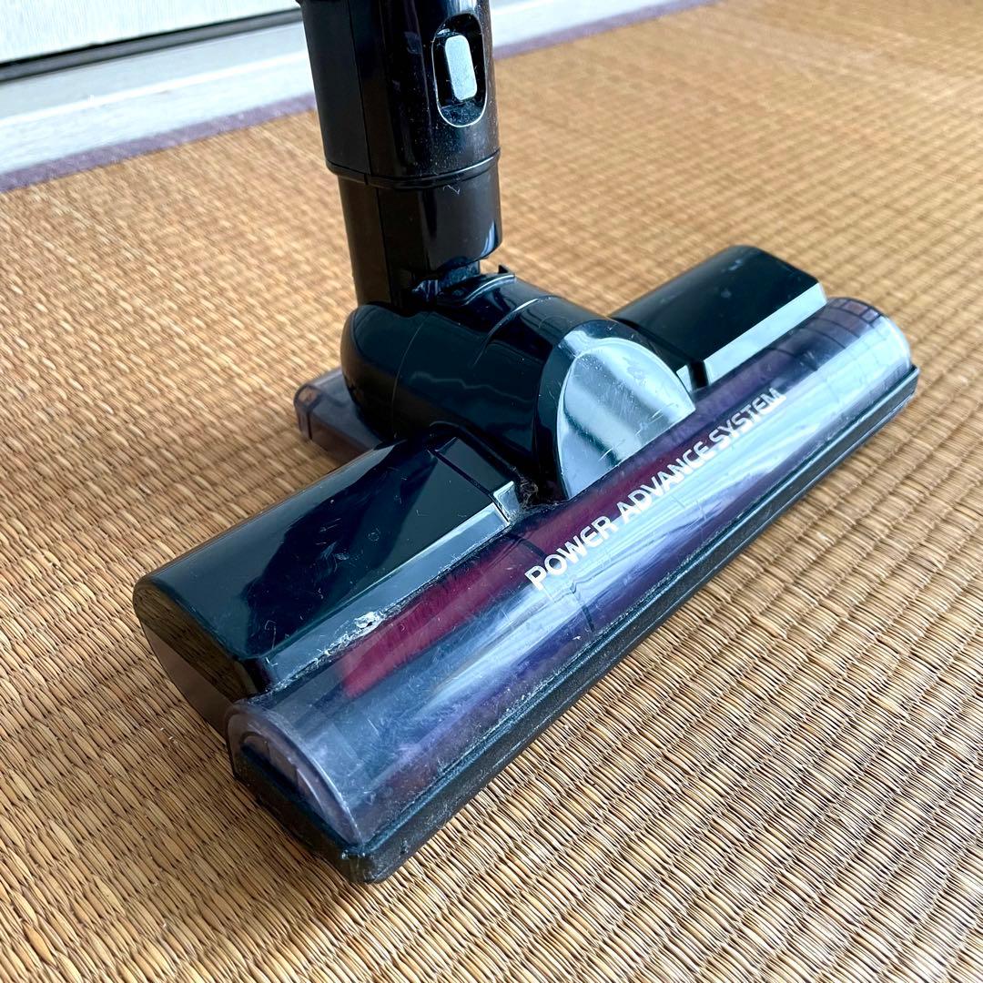 23年製 アイリスオーヤマ 充電式サイクロンスティッククリーナー 掃除機