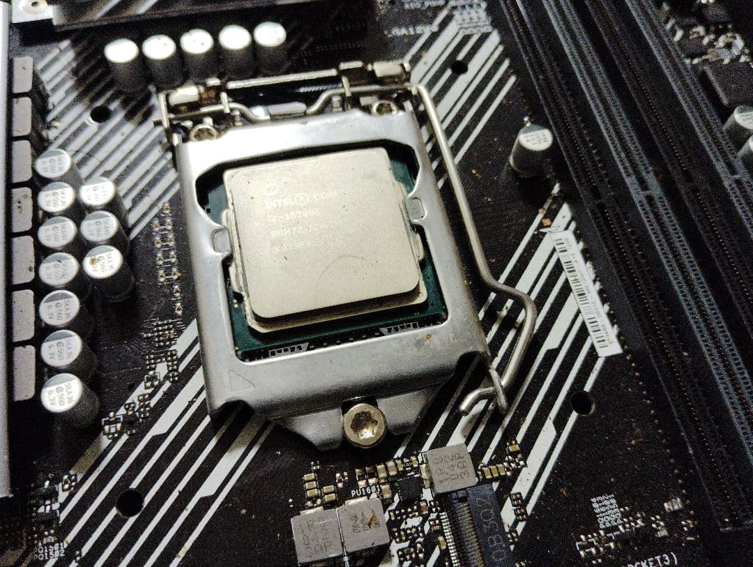 i7 10700k Prime Z490m PLUS ジャンク動作未確認