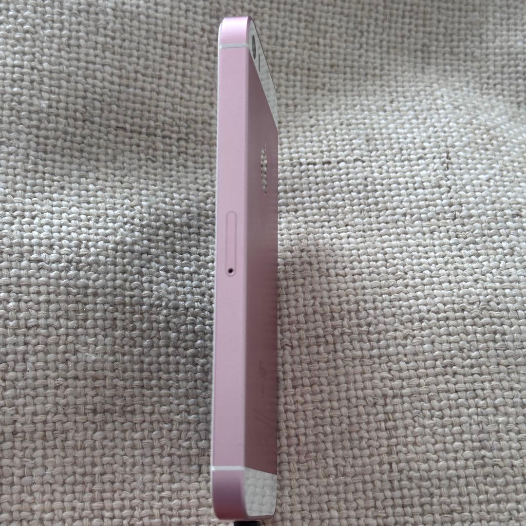 iPhone SE 16GB SIMフリー