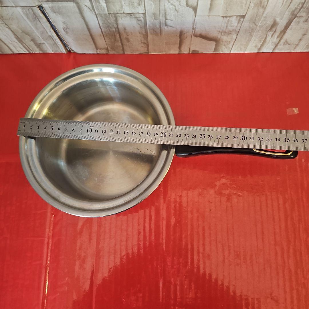 タッパーウェアステンレス鍋内径19cm