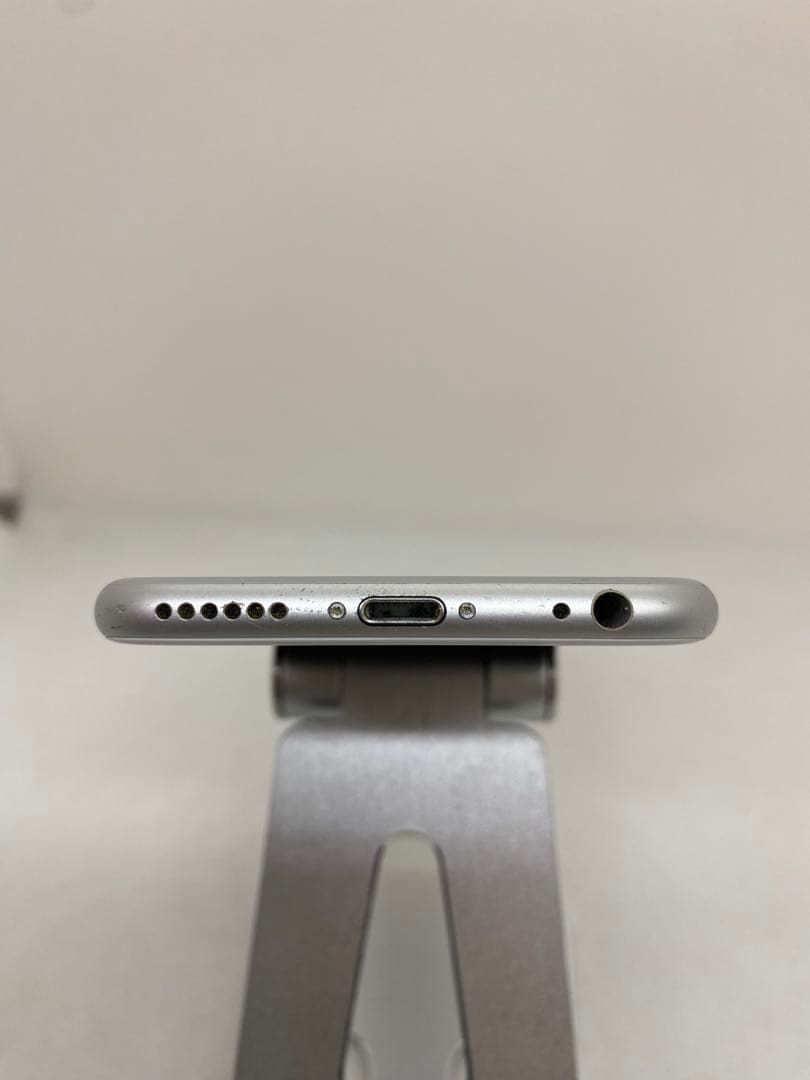 Iphone 6s 32GB Sim フリー　60494
