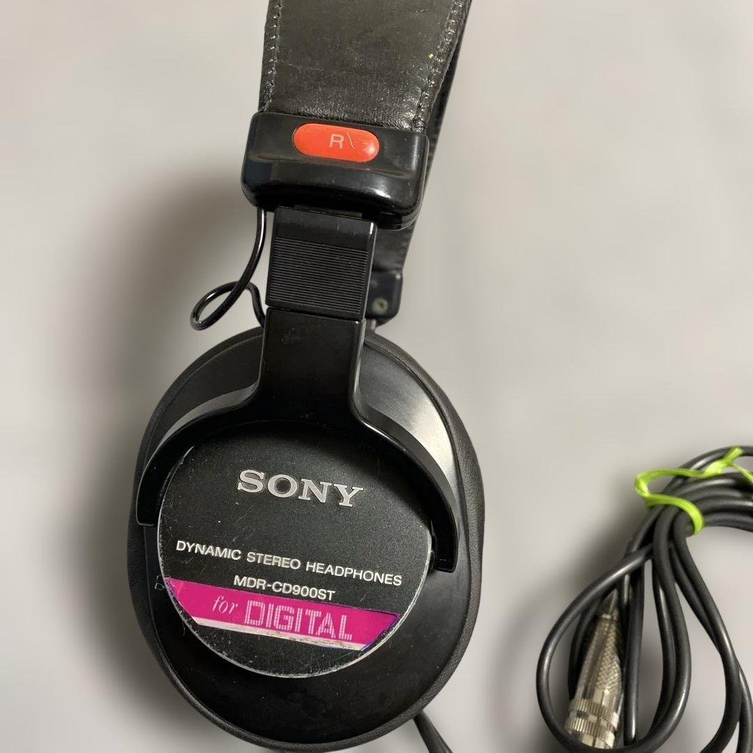 SONY 有線 密閉型スタジオモニターヘッドホン 黒 MDR-CD900ST