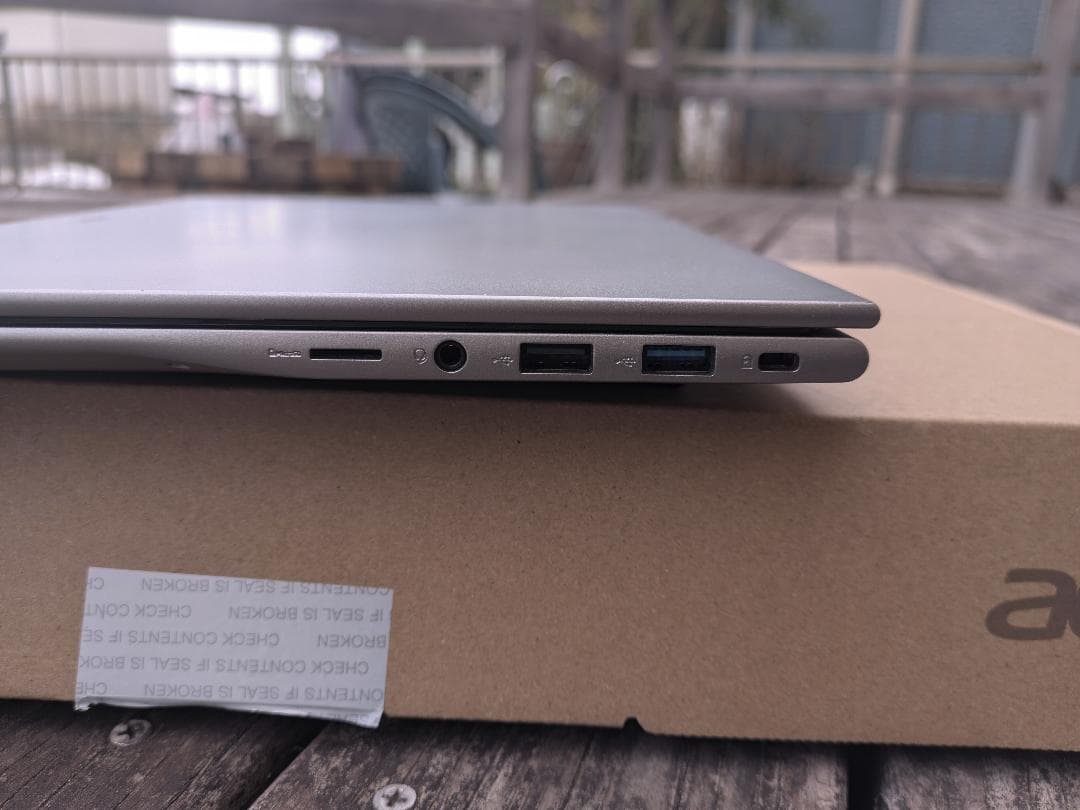 acer Swift Lite 14 ノートパソコン 16GB 1TB SSD