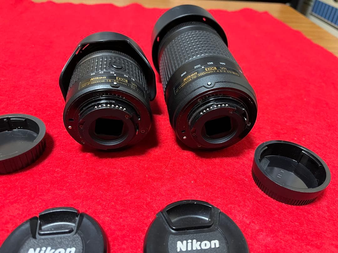 Nikon D5600 デジタル一眼レフカメラ　レンズ2本 使用説明書等セット