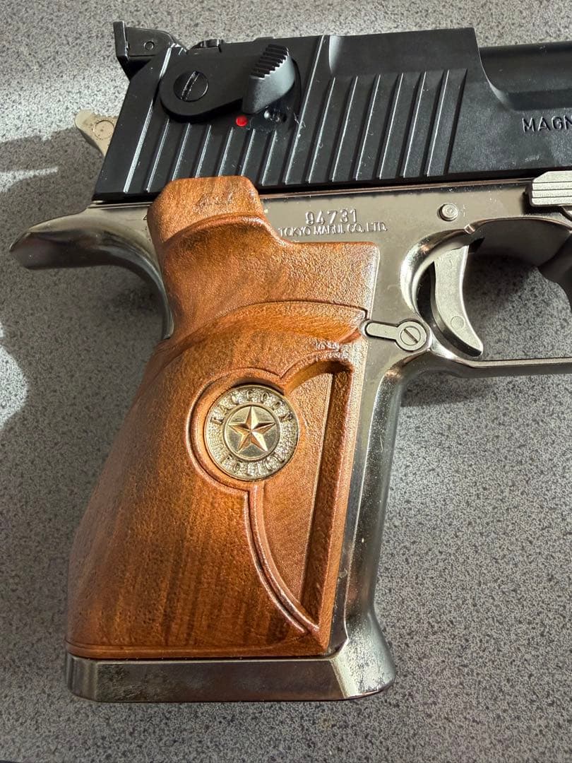 東京マルイ　バイオハザード2 デザートイーグル