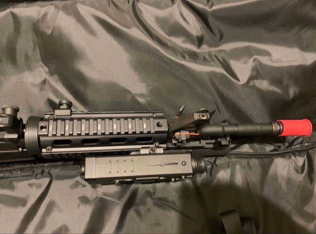 【パ？】次世代電動ガン　M4A1 SOCOM CARBINE パーツ多数