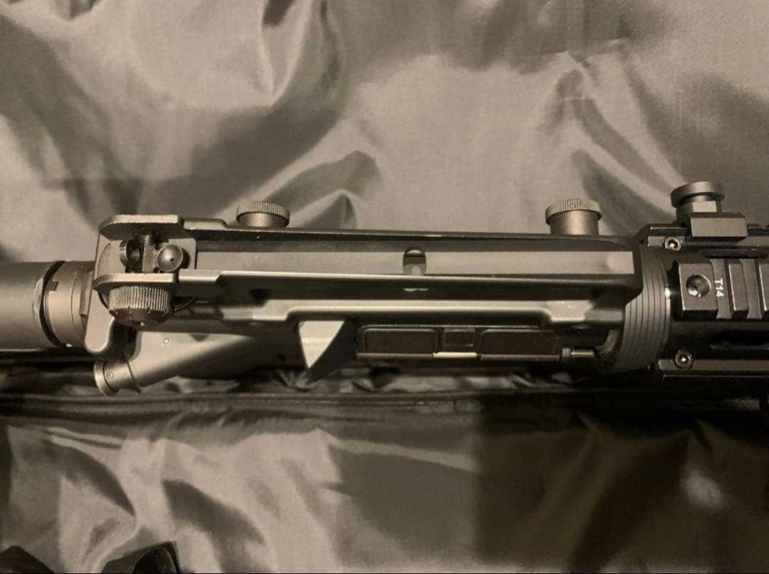 【パ？】次世代電動ガン　M4A1 SOCOM CARBINE パーツ多数