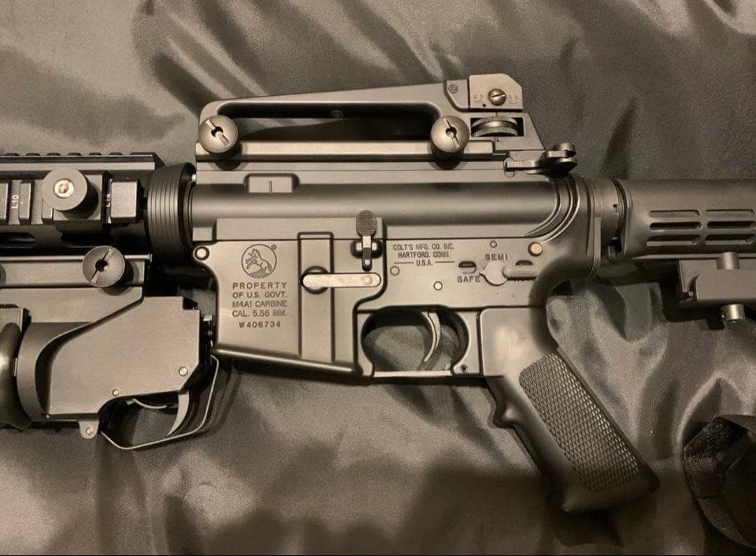 【パ？】次世代電動ガン　M4A1 SOCOM CARBINE パーツ多数